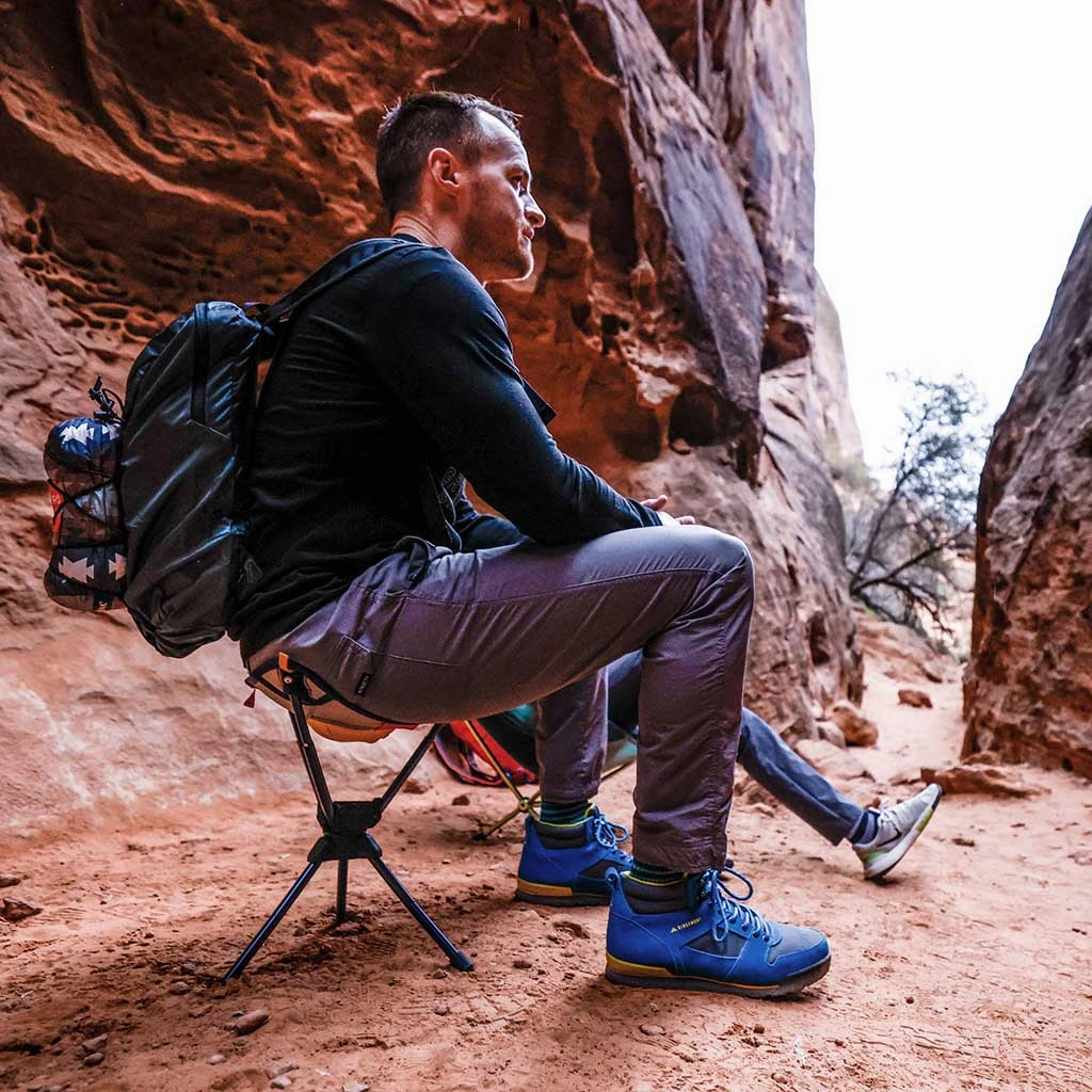 Compass 360 UC Stool