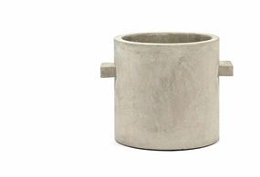 Concrete Round Plant Pot | MediumDurable outdoor patio accessories