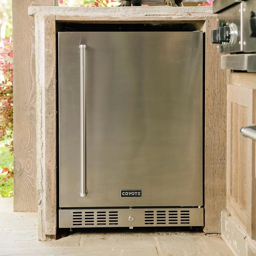 Coyote 24-inch Built-in Refrigerator With Right Hinge C1BIR24-R