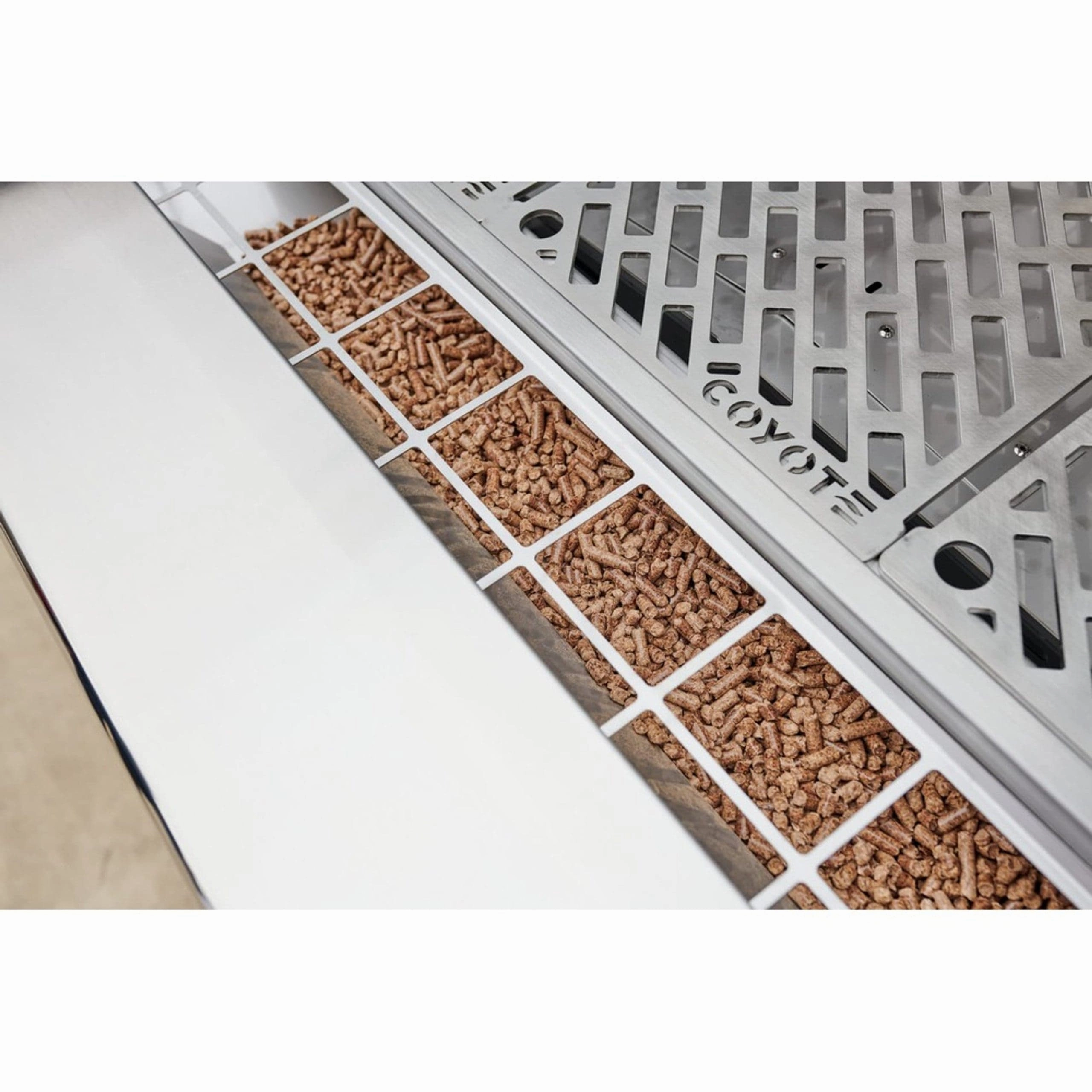 Coyote 36-inch Built-In Pellet Grill with Digital Touch C1P36