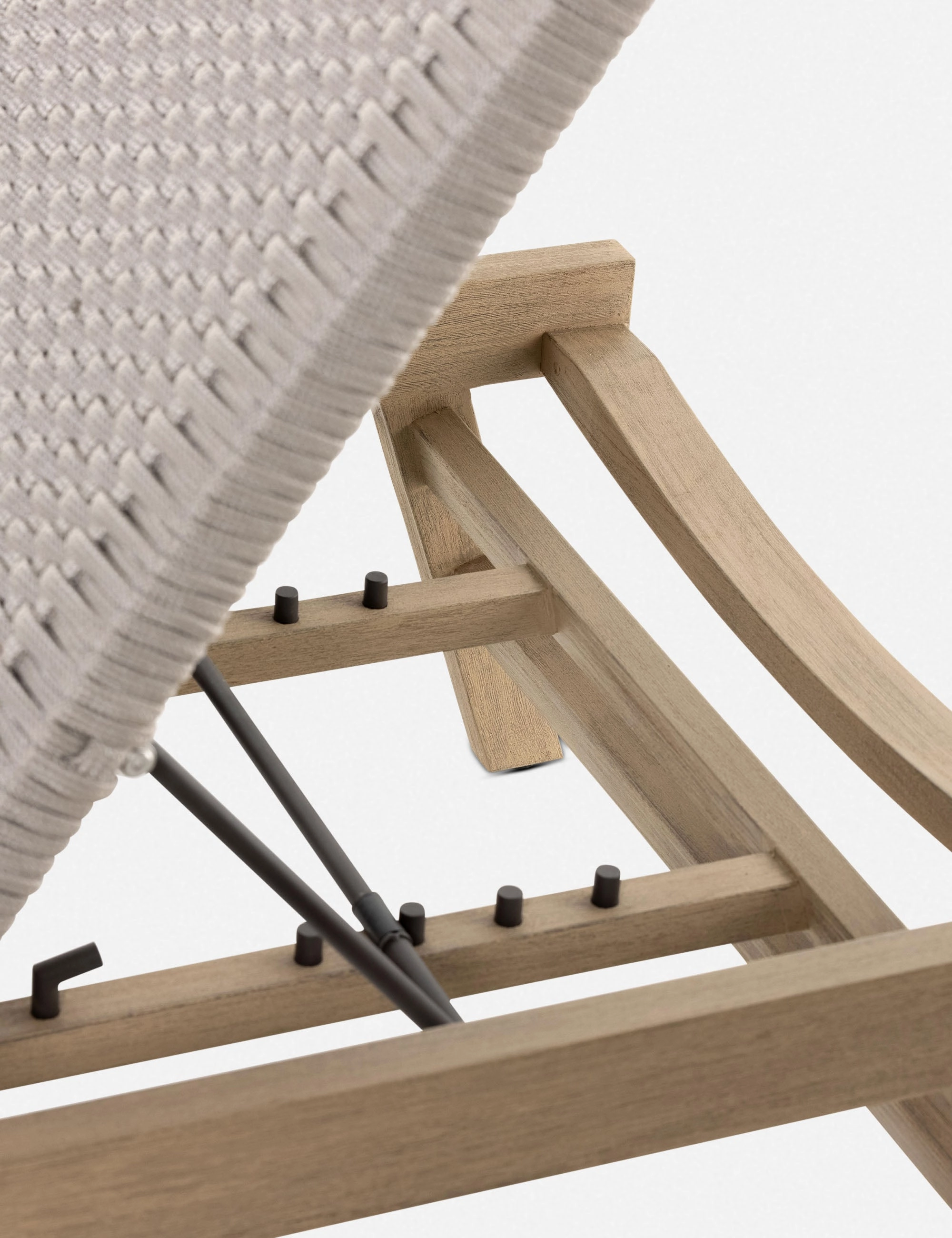 Delmar Indoor / Outdoor Chaise