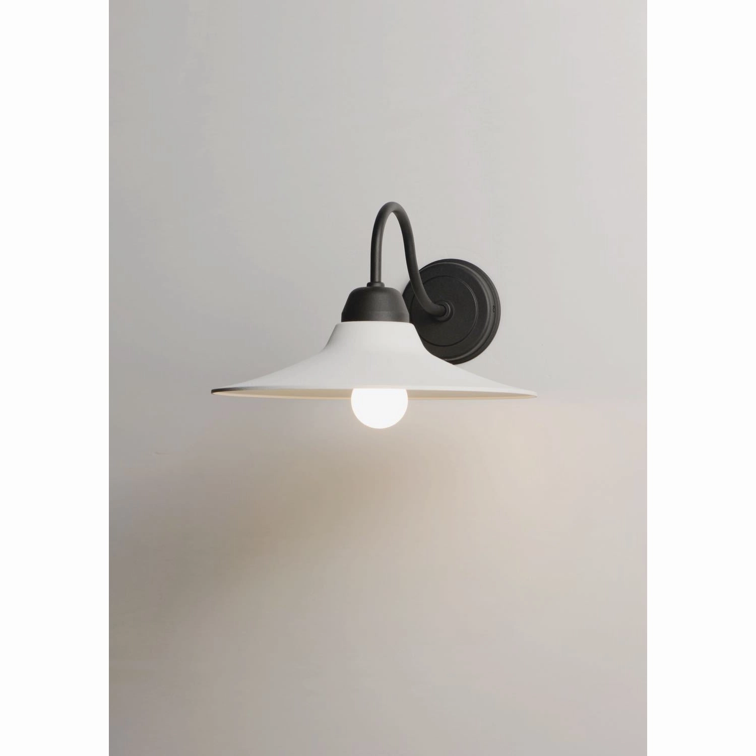 Dockside Outdoor Wall Light