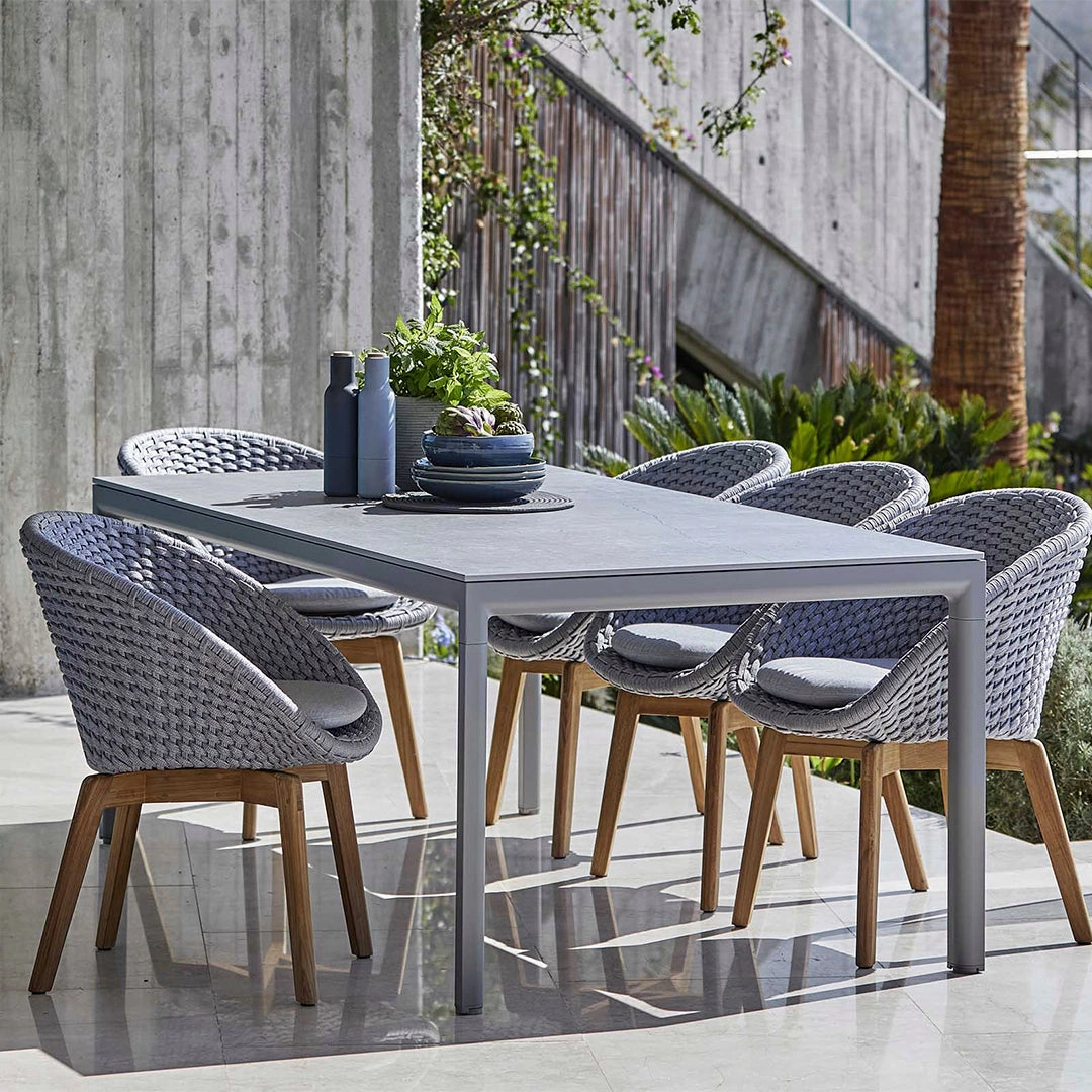 Drop Outdoor Dining Table