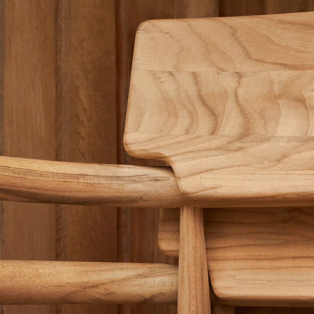 E008 Embrace Outdoor Dining Chair