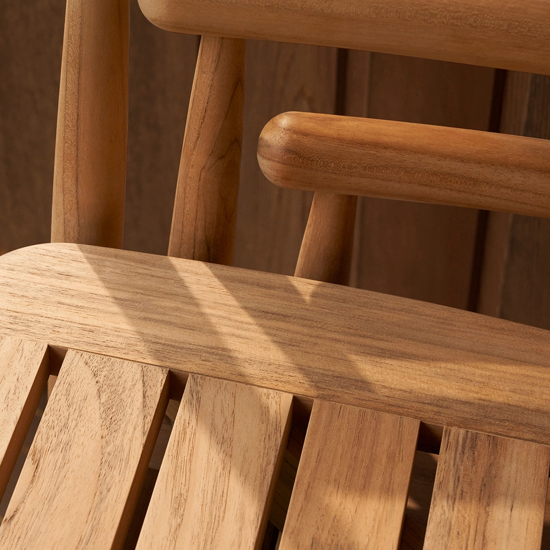 E008 Embrace Outdoor Dining Chair