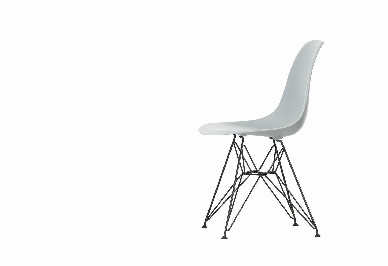 Eames RE DSR Side Chair