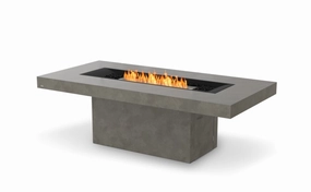 Ecosmart Fire Gin 90 (Dining) Fire Pit Table - Natural Finish / Black Burner - ESF.O.GIN.90.D.NA.Boutdoor fire table set with chairs