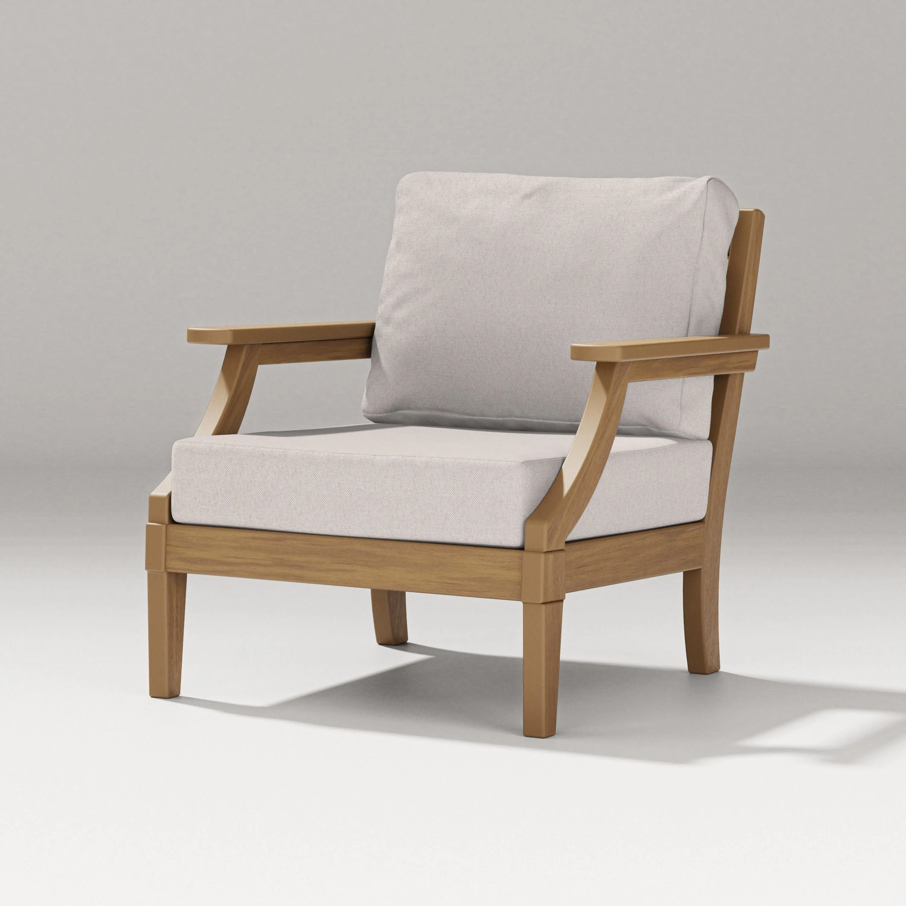 Estate Lounge Chair
