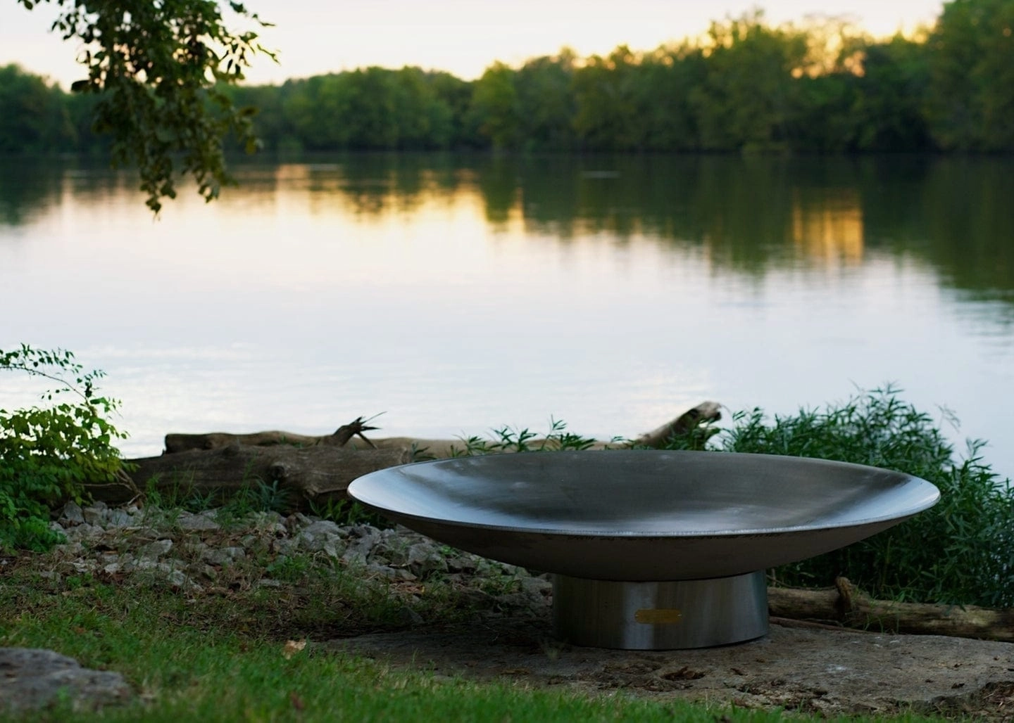 Fire Pit Art Bella Vita 46-inch Electric AWEIS Fire Pit - Bella Vita46-PENTA24-200K BTU-AWEIS