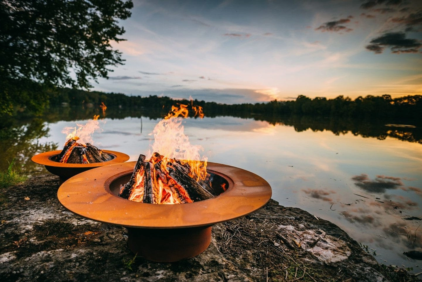 Fire Pit Art Magnum w/lid 54-inch Gas Fire Pit - MAG/LID