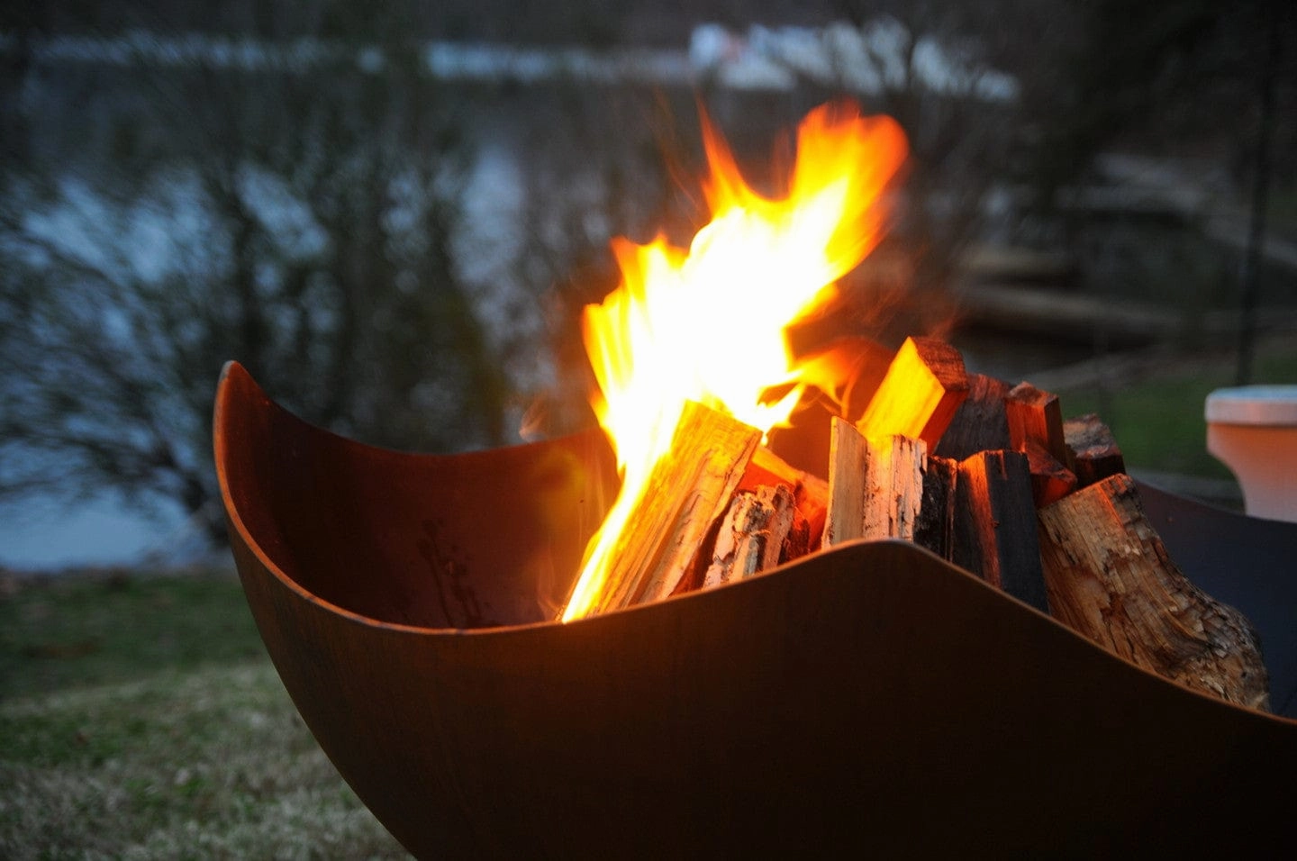 Fire Pit Art Manta Ray 36-inch Gas Fire Pit - MR