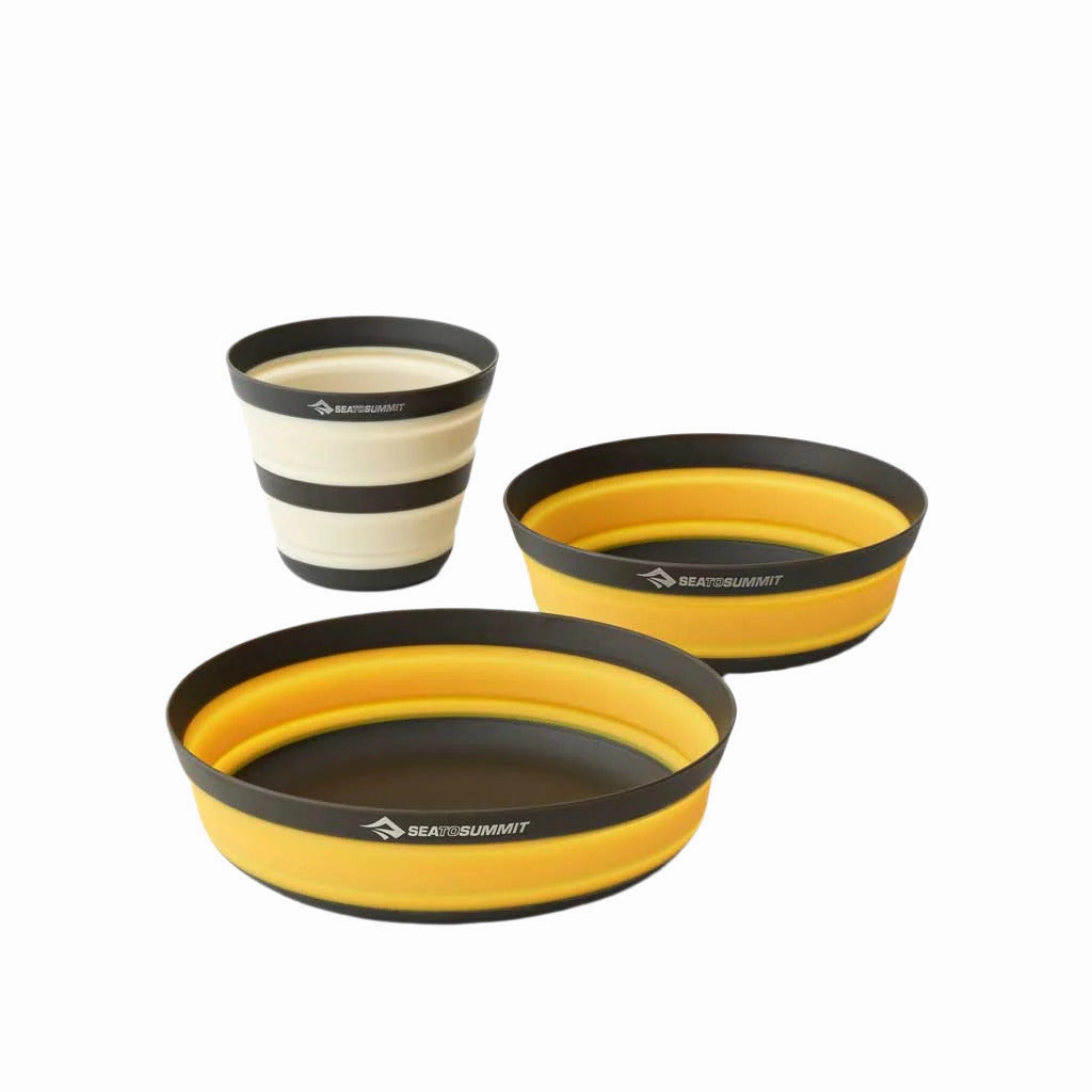 Frontier UL Collapsible Dinnerware Set