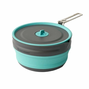 Frontier UL Collapsible Pouring Pot | 2.2L modern outdoor garden furniture collection