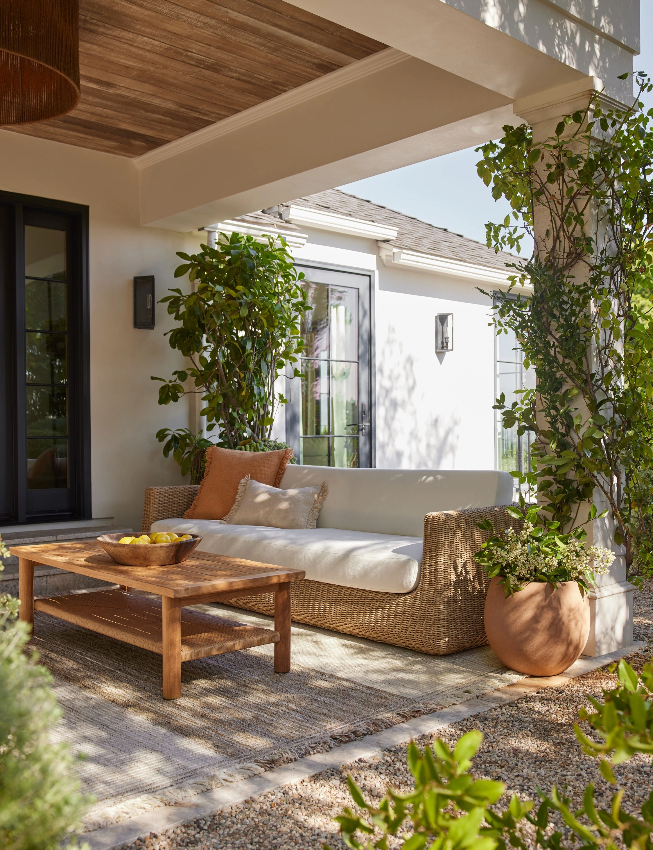 Gally Indoor / Outdoor Coffee Table
