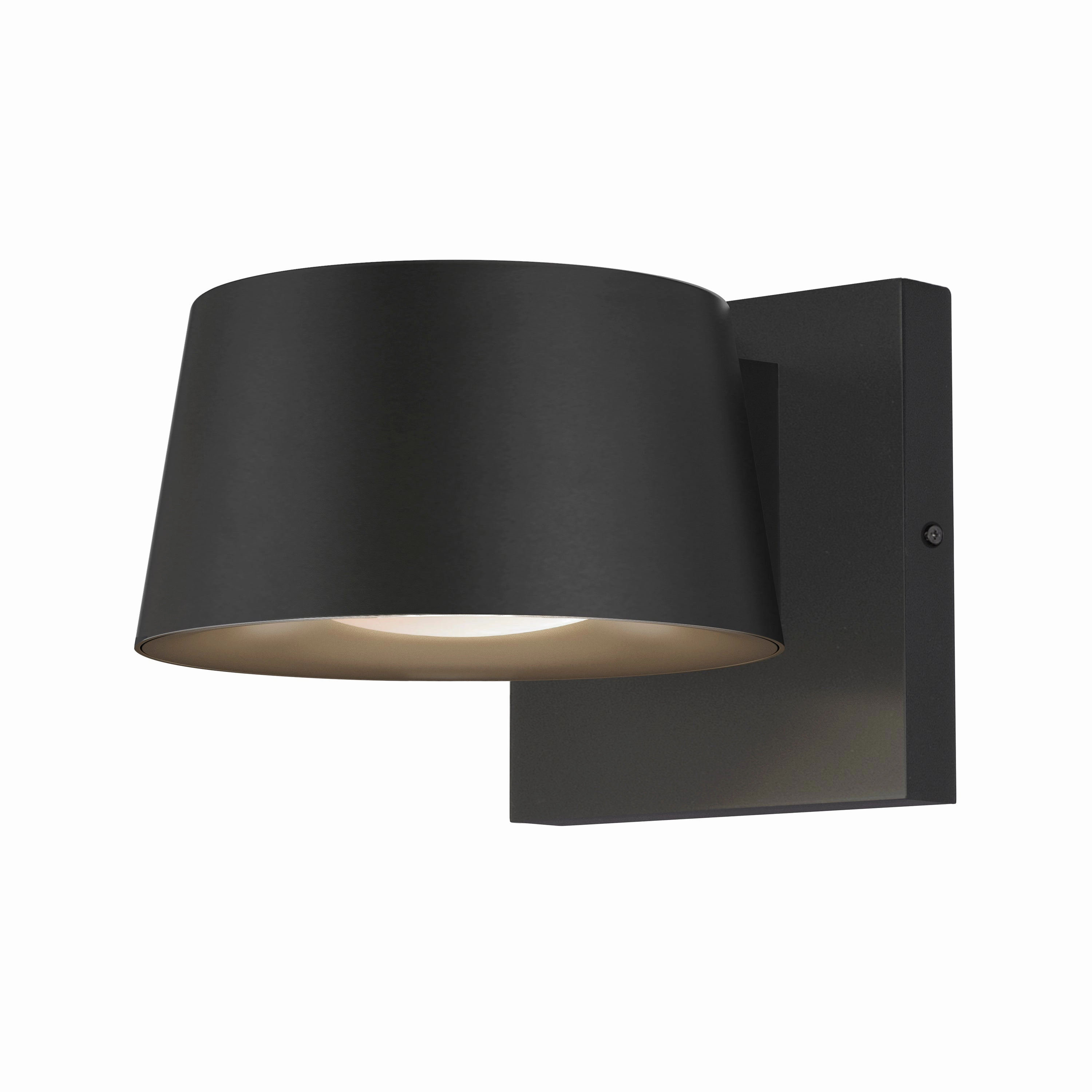 Gateway Outdoor Wall LanternWeatherproof outdoor lighting