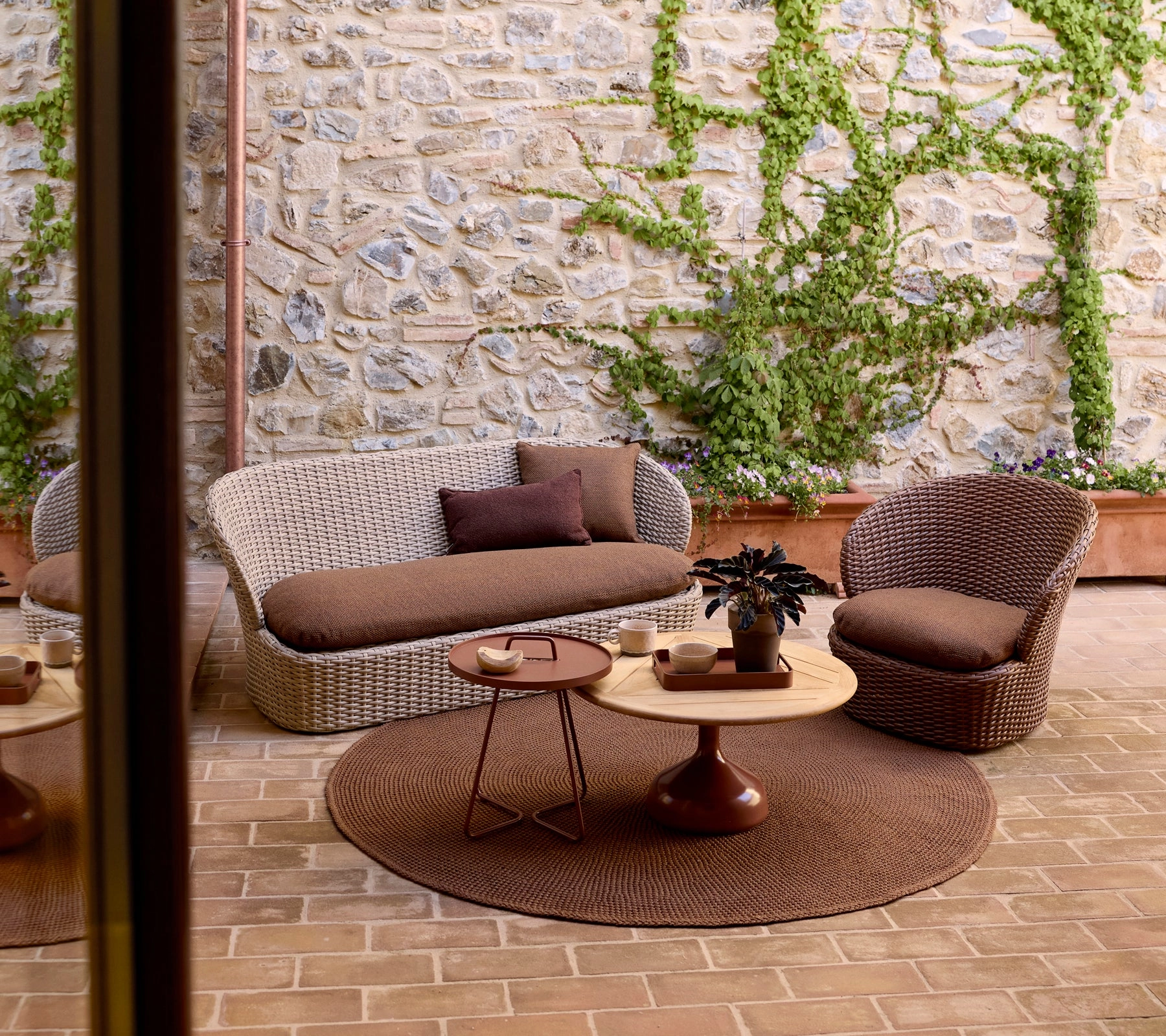 Glaze coffee table, large