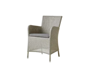 Hampsted chairoutdoor dining chair with armrests