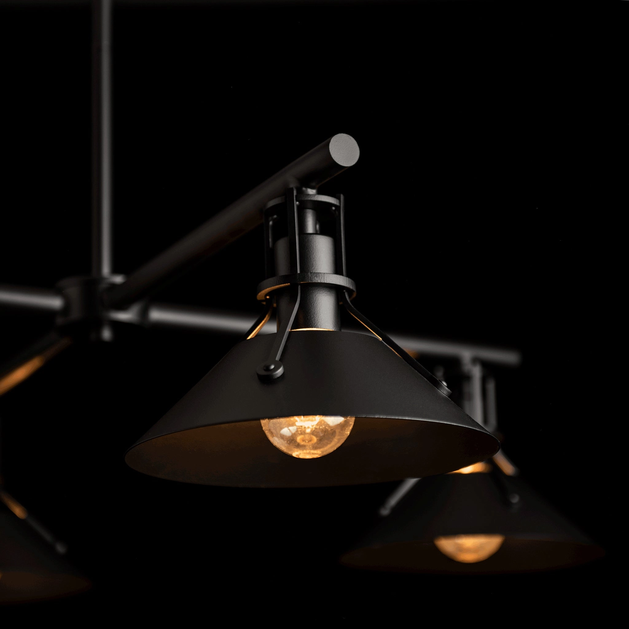 Henry Outdoor 4-Light Pendant