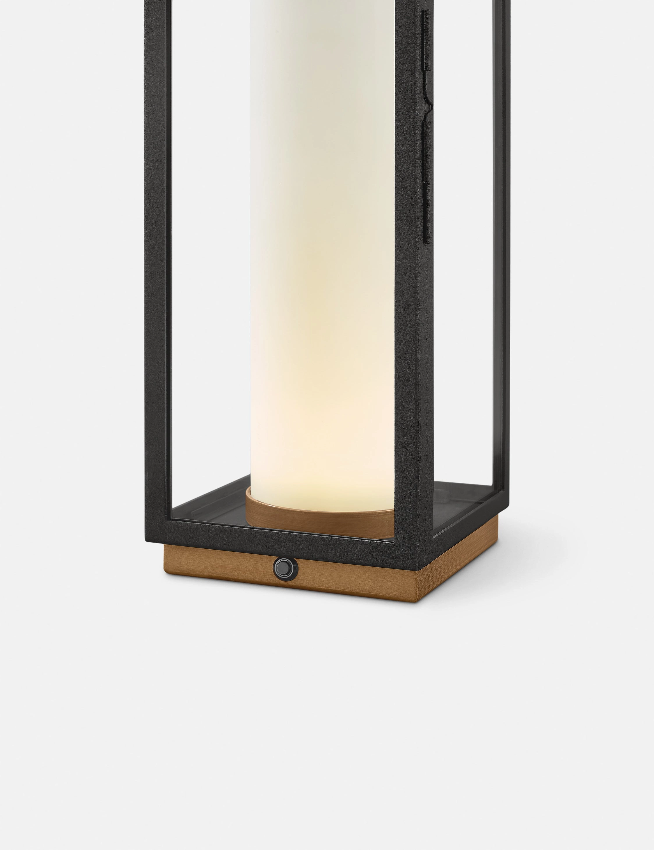 Hina Outdoor Table Lamp