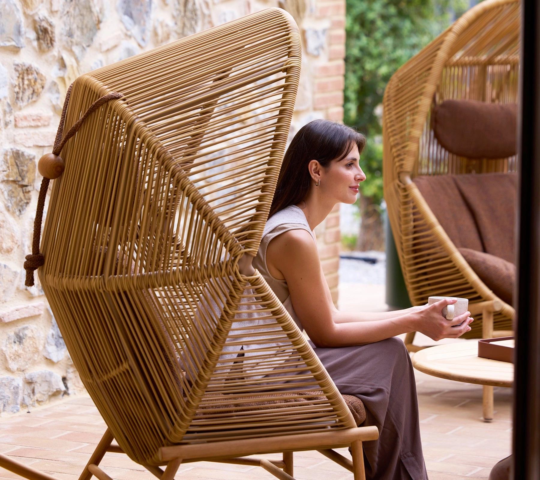 Hive rocking chair
