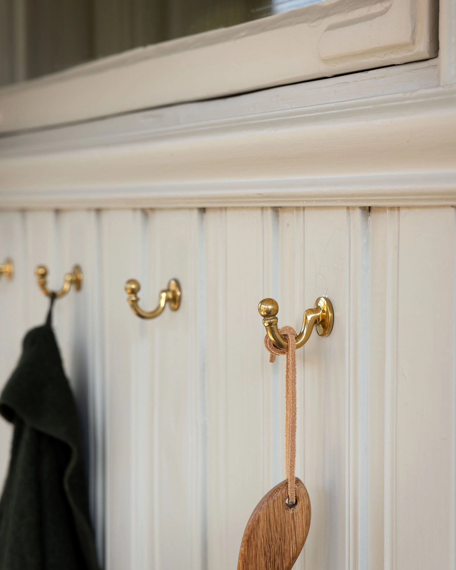 Hook - Single hook brass