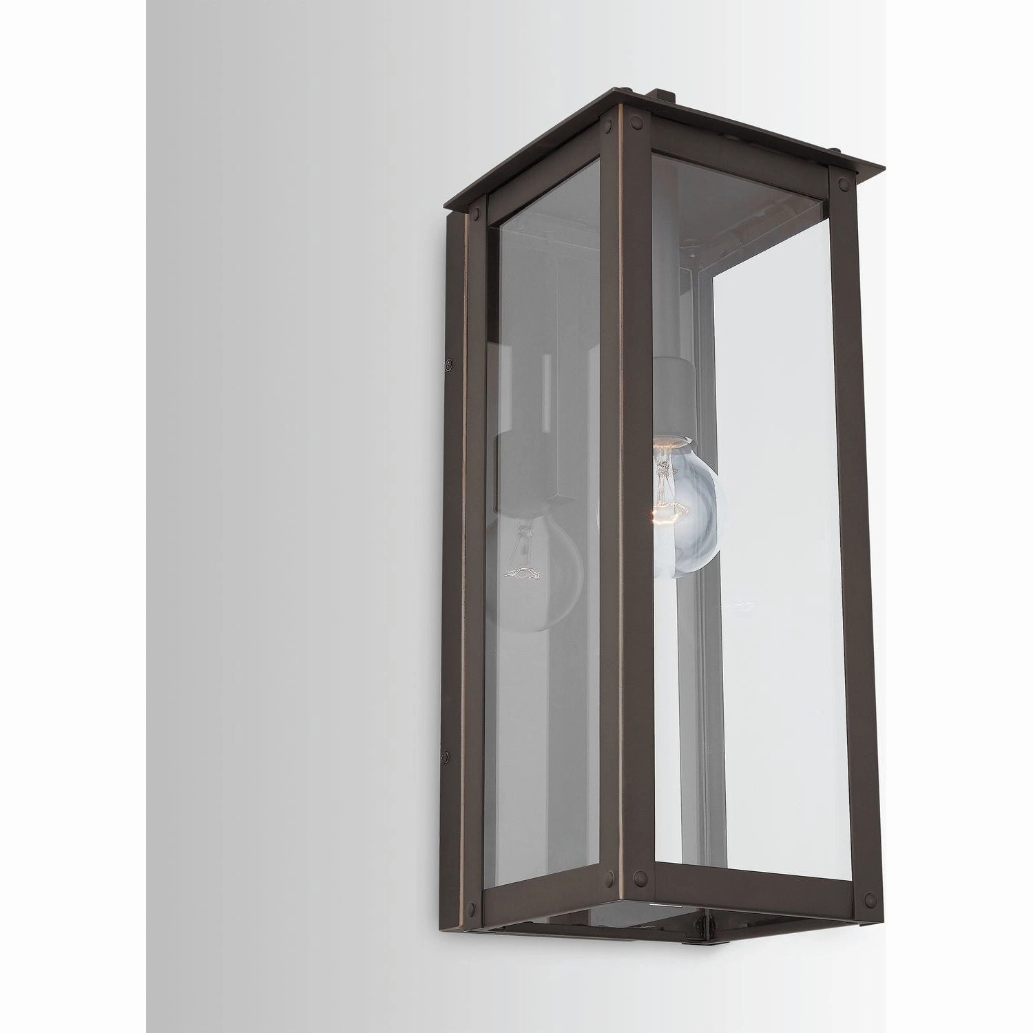 Hunt 1-Light Outdoor Wall Lantern