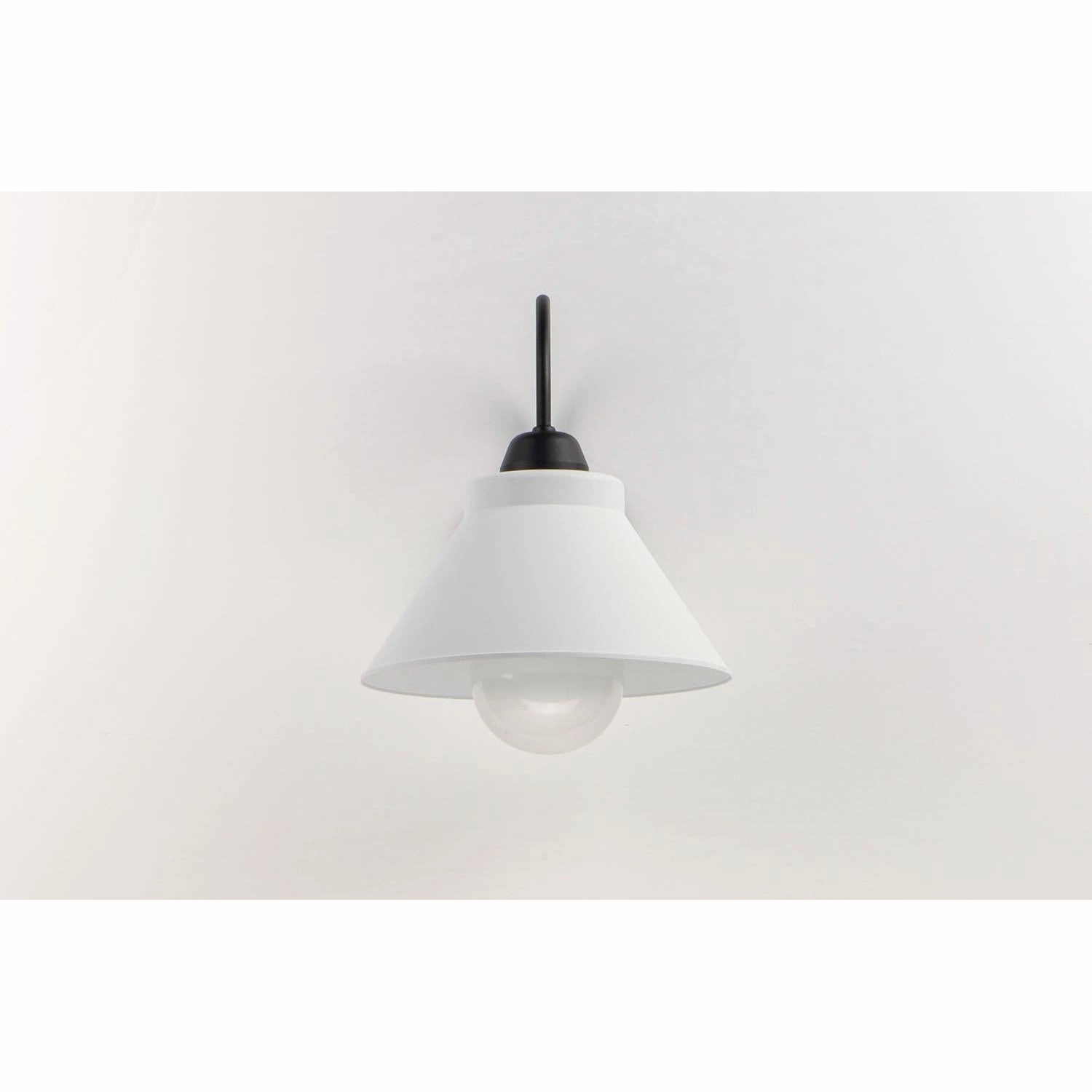 Jetty Outdoor Wall Light