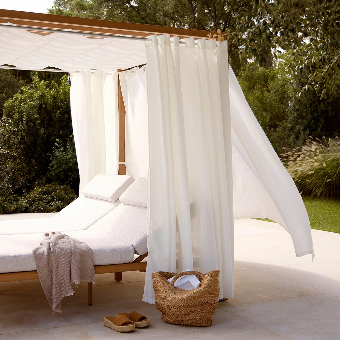 Kahn Sunbed w/ Curtains - 2-Seater