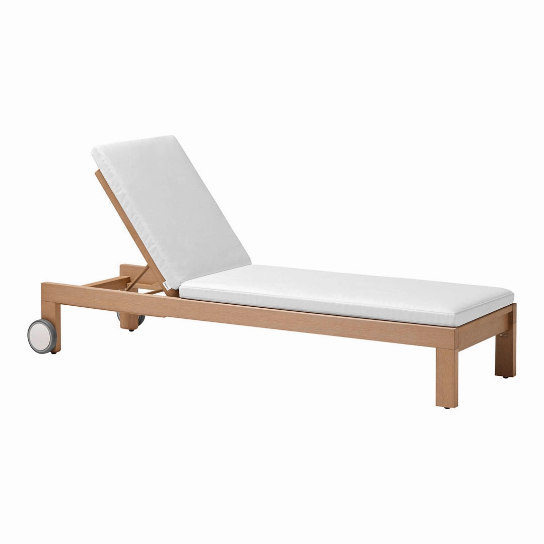 Kahn Sunbed w/ Cushion - 1-SeaterPatio reclining sun chair