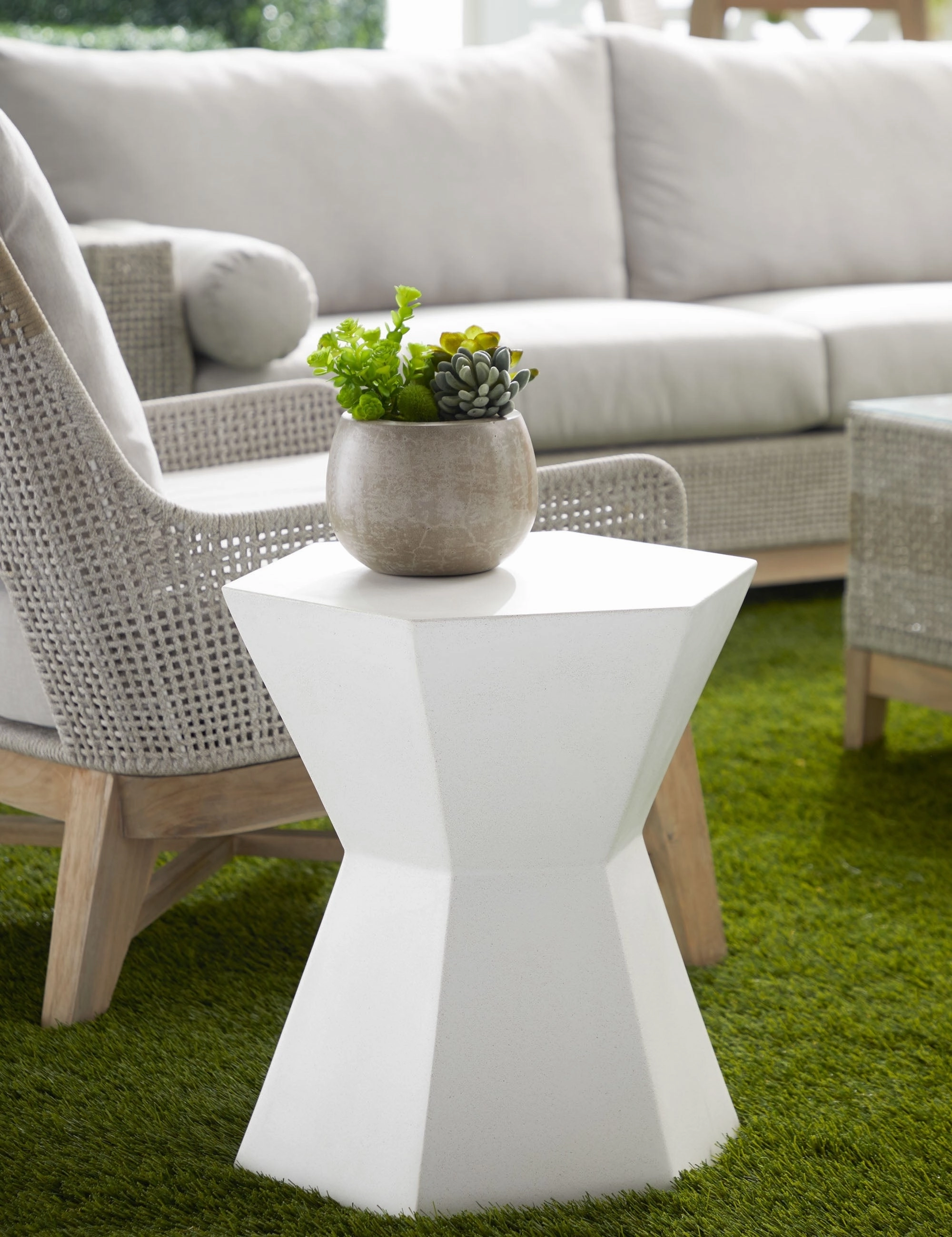 Kai Indoor/Outdoor Side Table