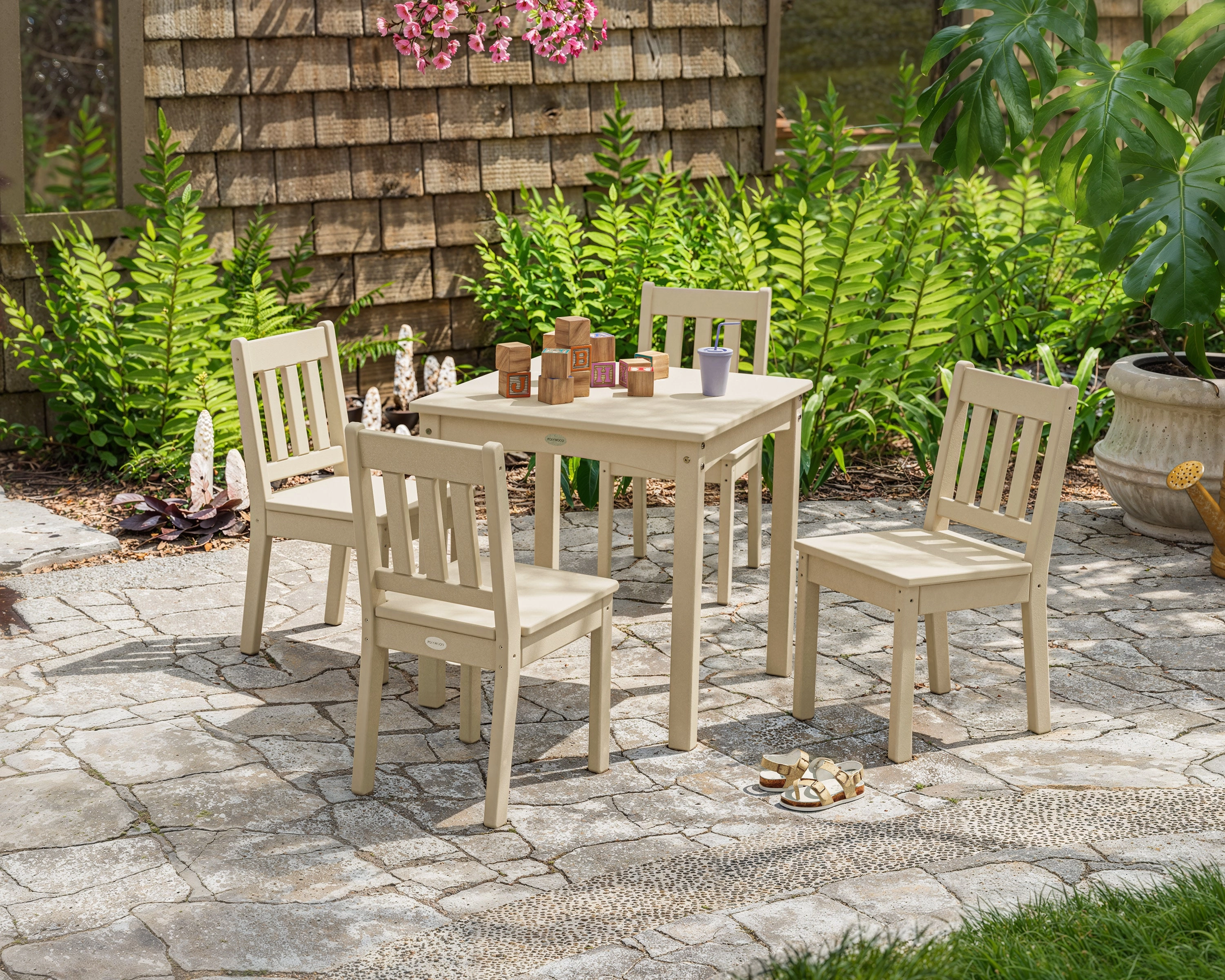 Kids 24" Dining Table
