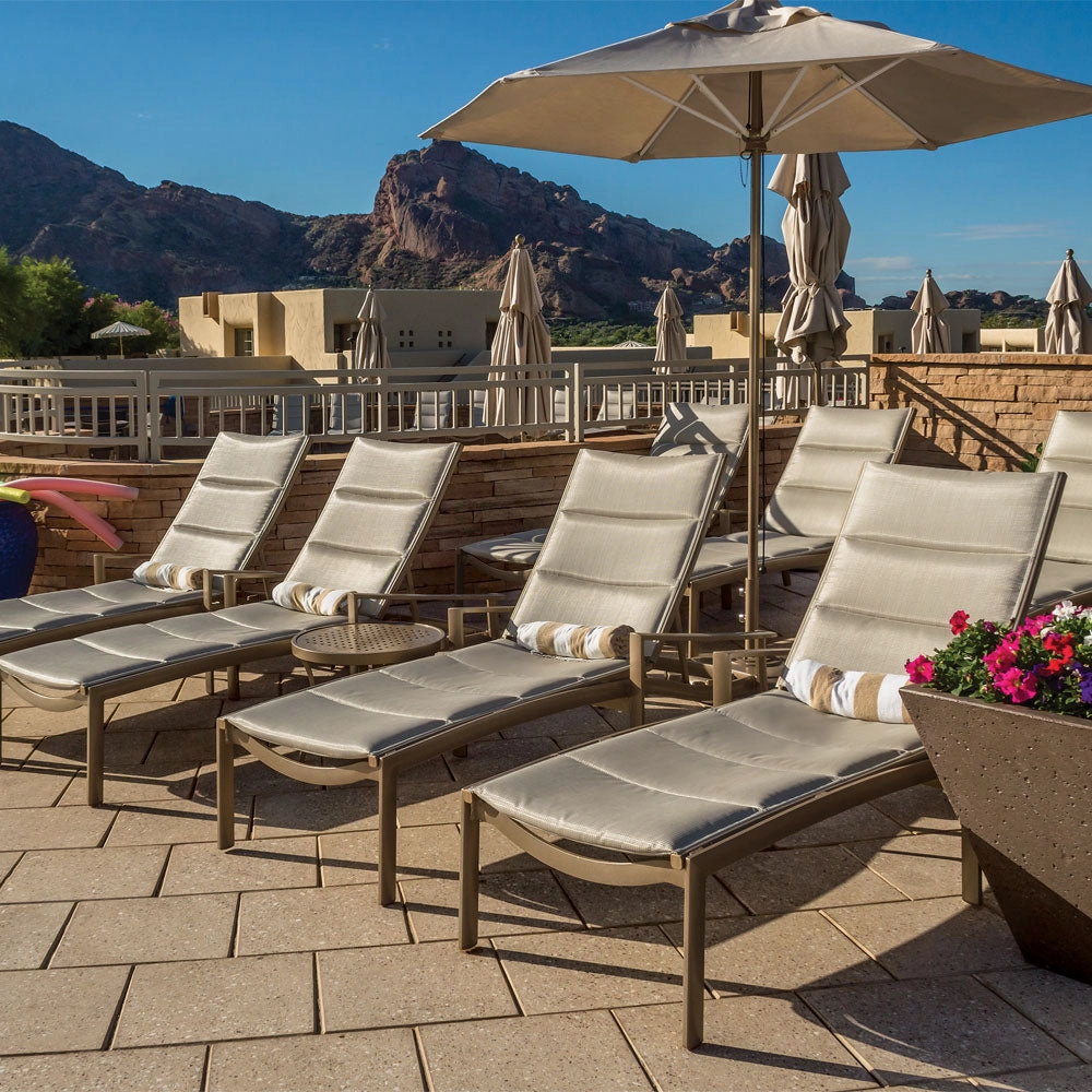 Kor Padded Sling Chaise Lounge