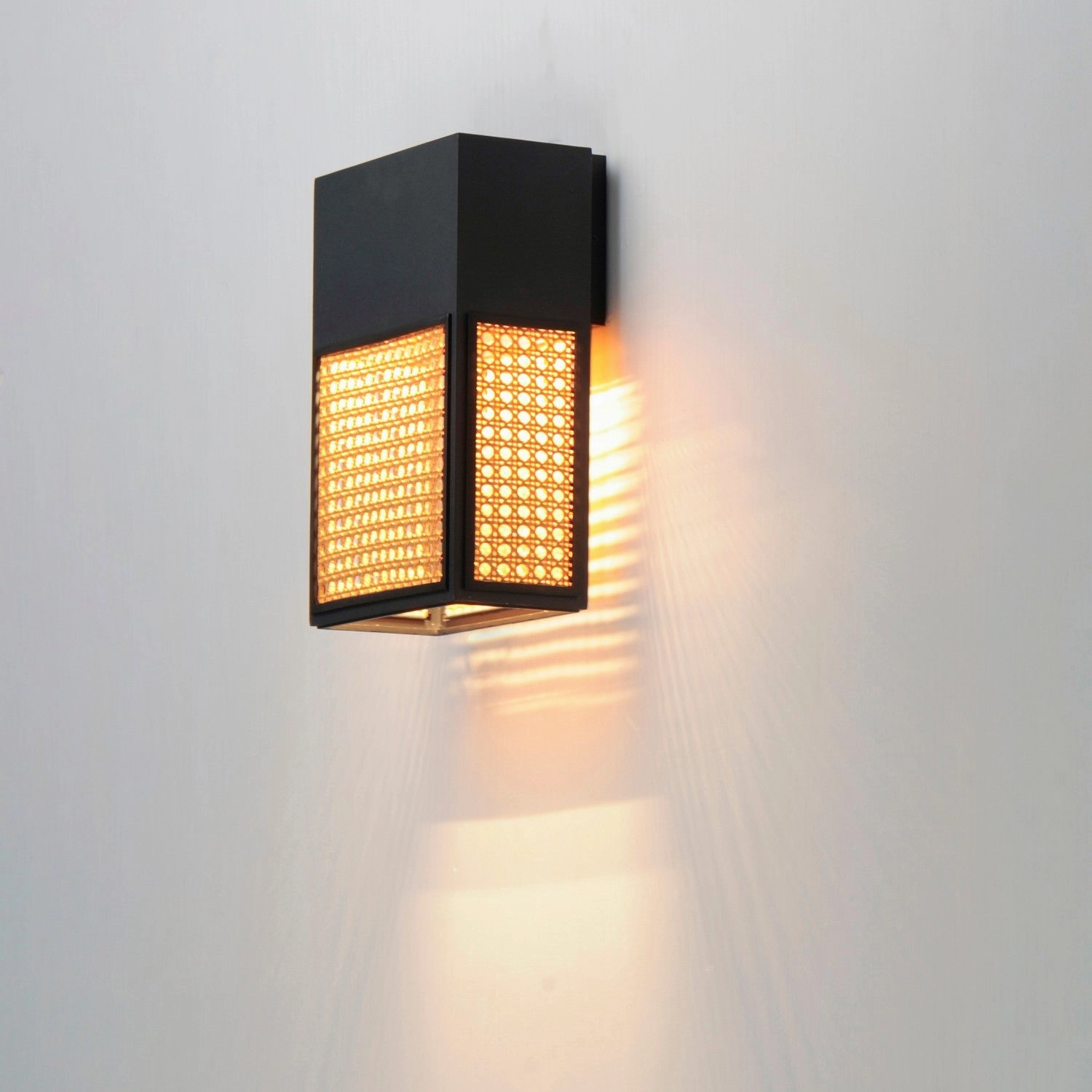 Lattice LED Outdoor Wall Sconce Black