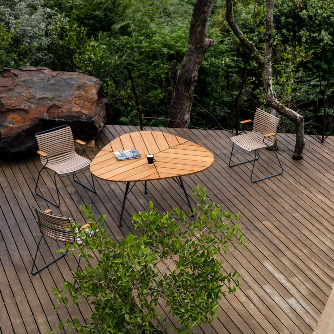 Leaf Outdoor Table