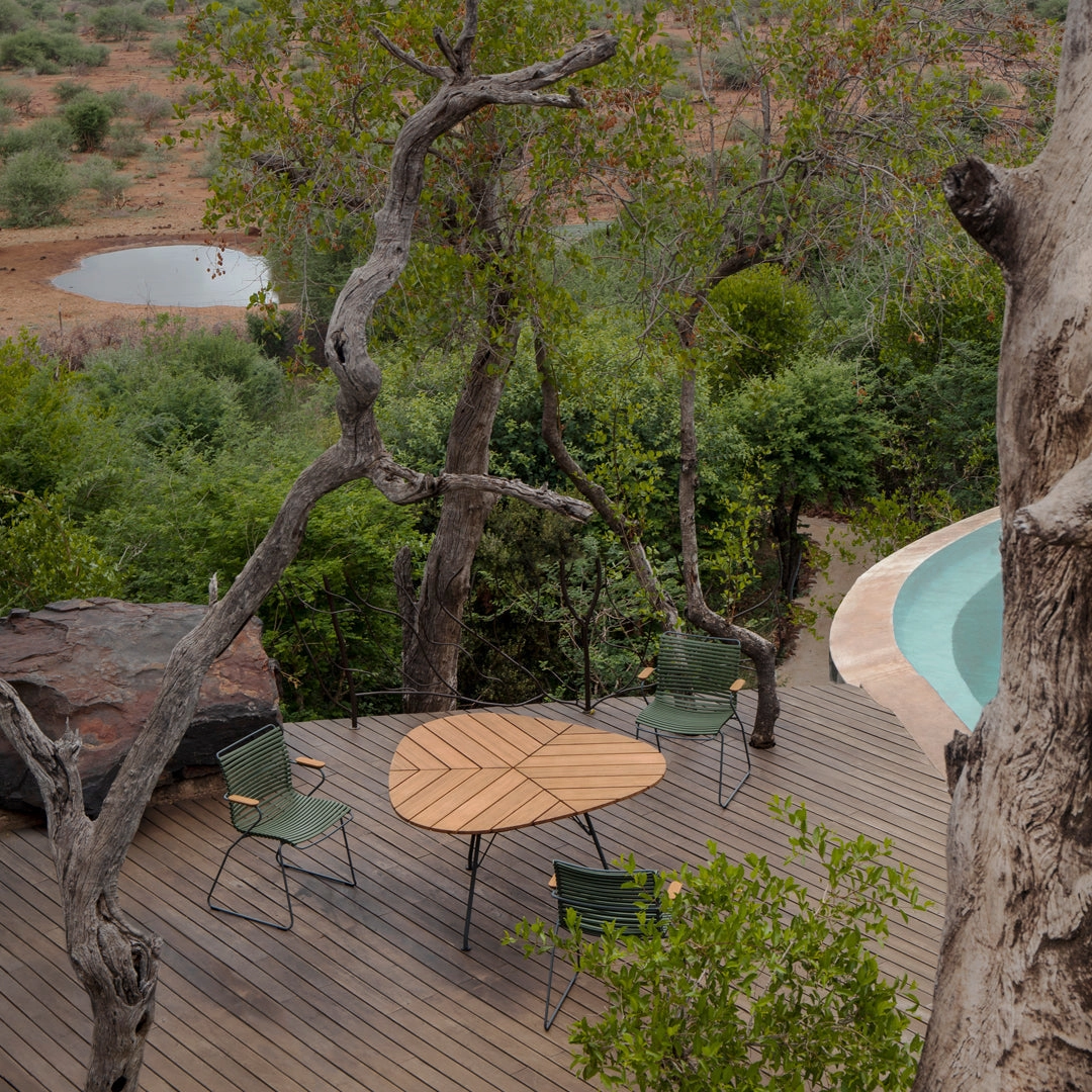 Leaf Outdoor Table
