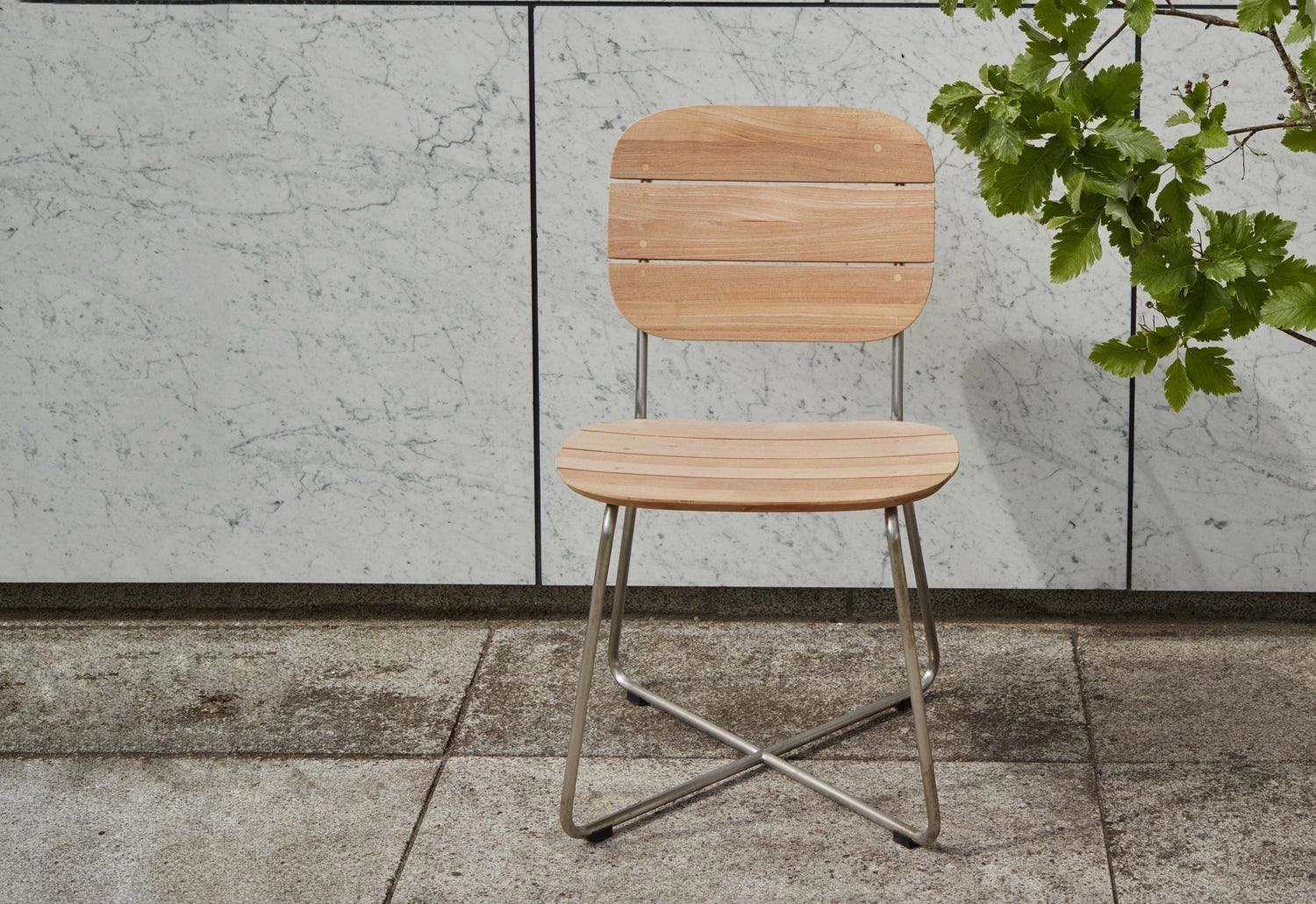 Lilium Chair