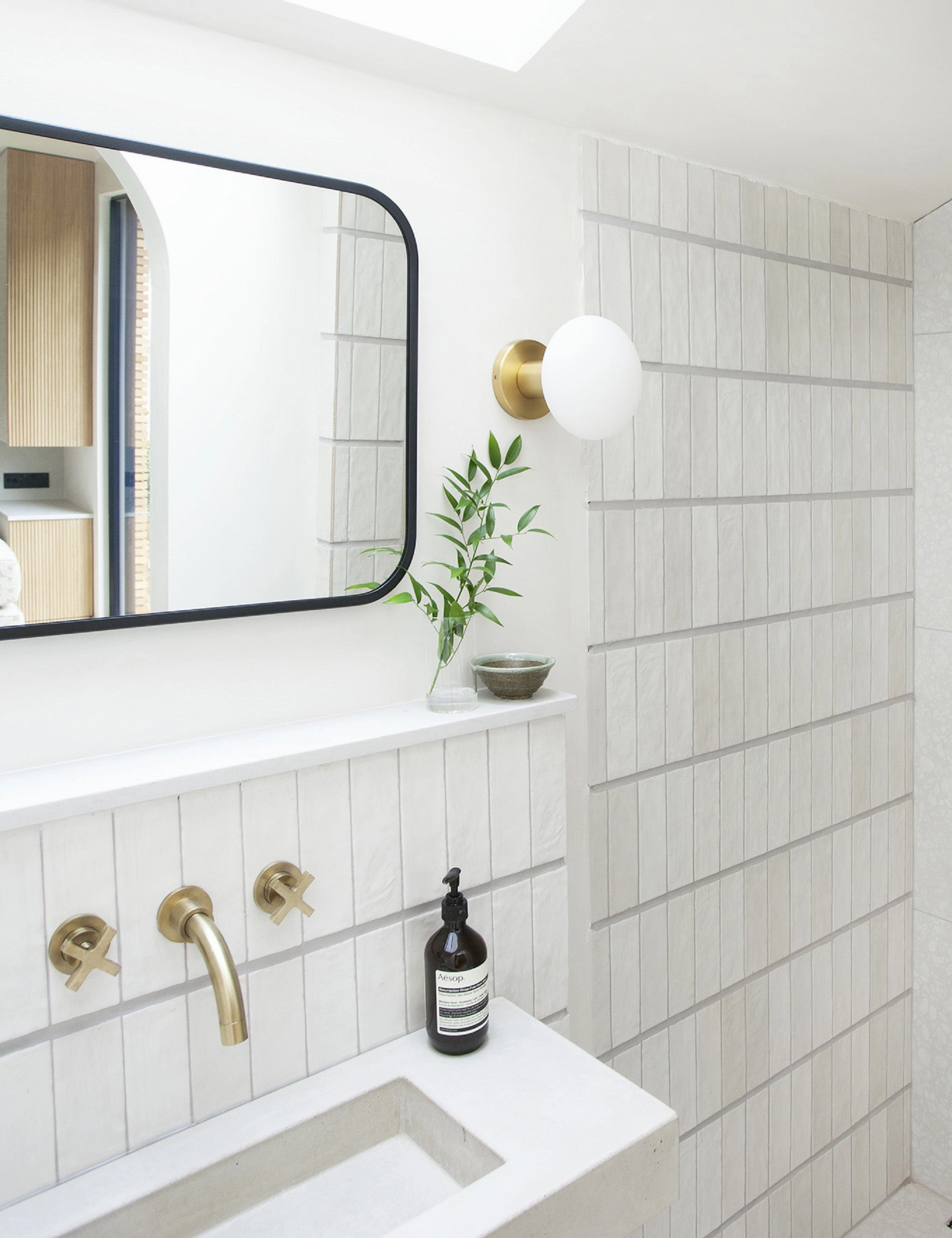 Lochan Outdoor Sconce with Oval by Tala