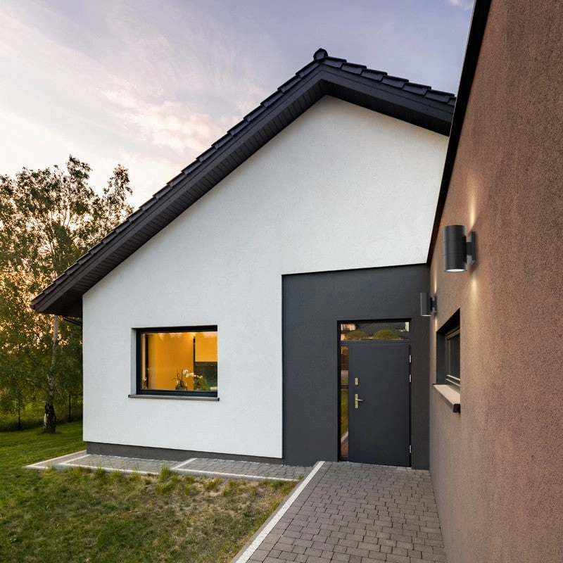 Lund Outdoor Wall Light