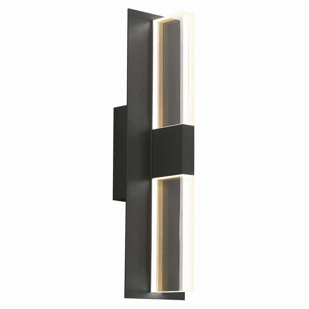 Lyft 18 Outdoor WallWeatherproof outdoor lighting