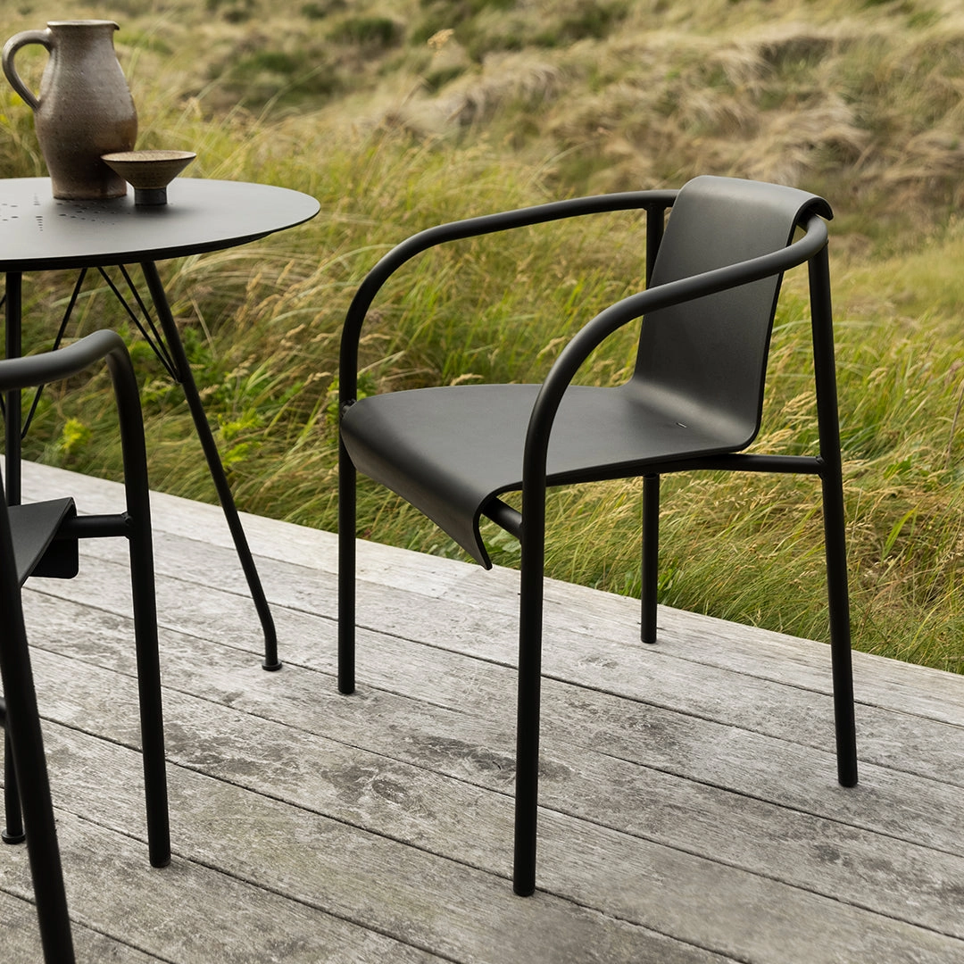 NAMI Outdoor Dining Chair w/ Armrest