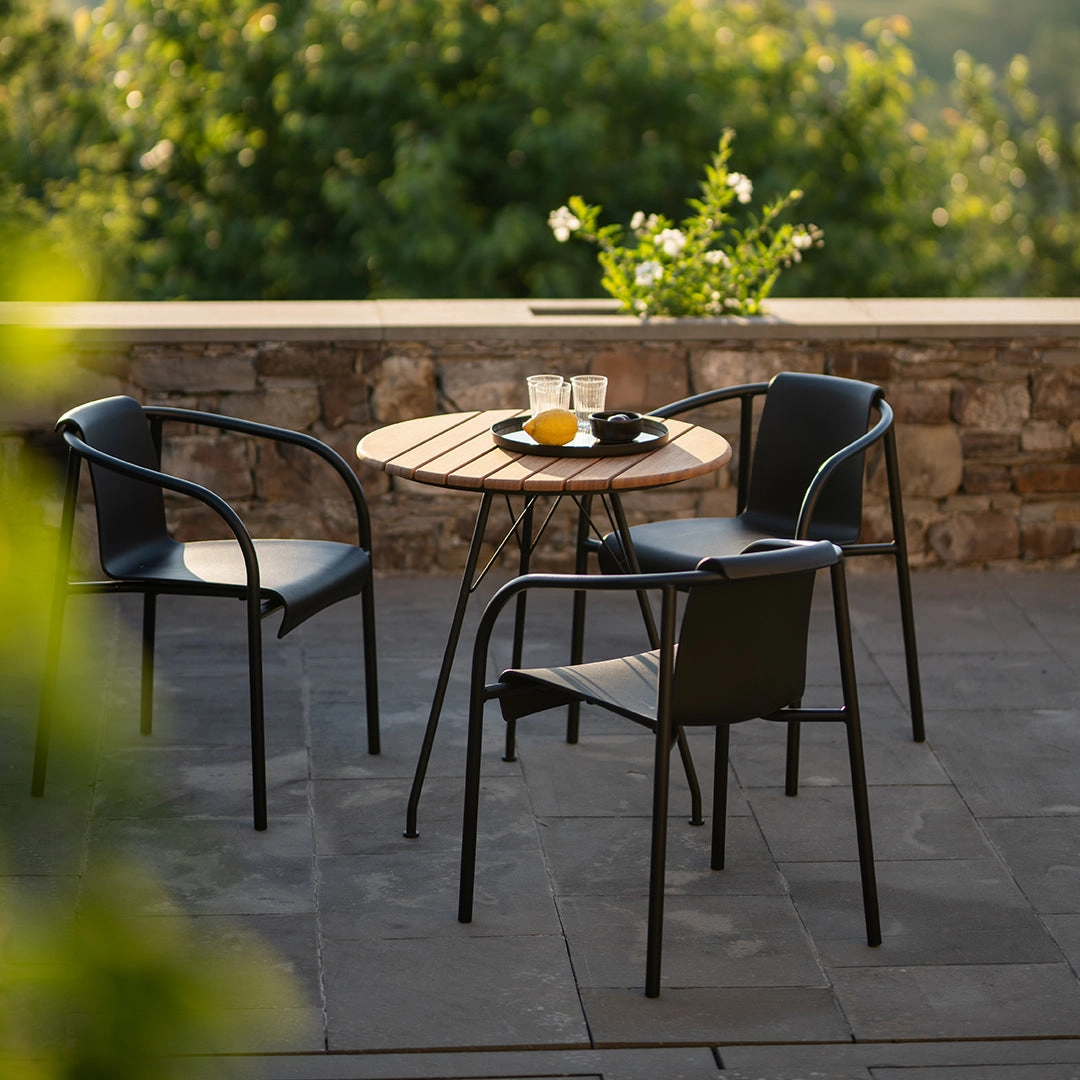 NAMI Outdoor Dining Chair w/ Armrest