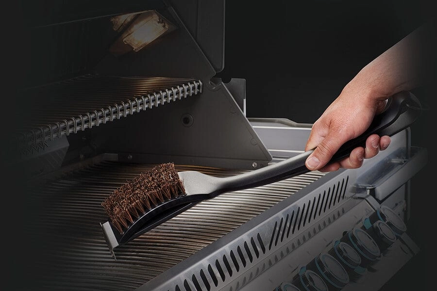 Napoleon Natural Fiber Grill Brush with Grid Scraper 62053
