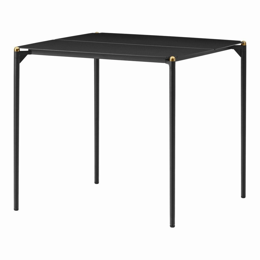 Novo Outdoor Table