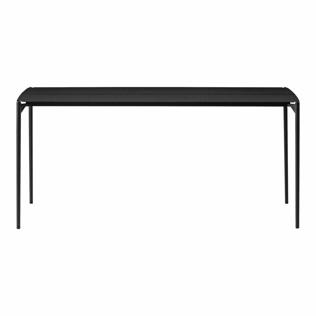 Novo Outdoor Table