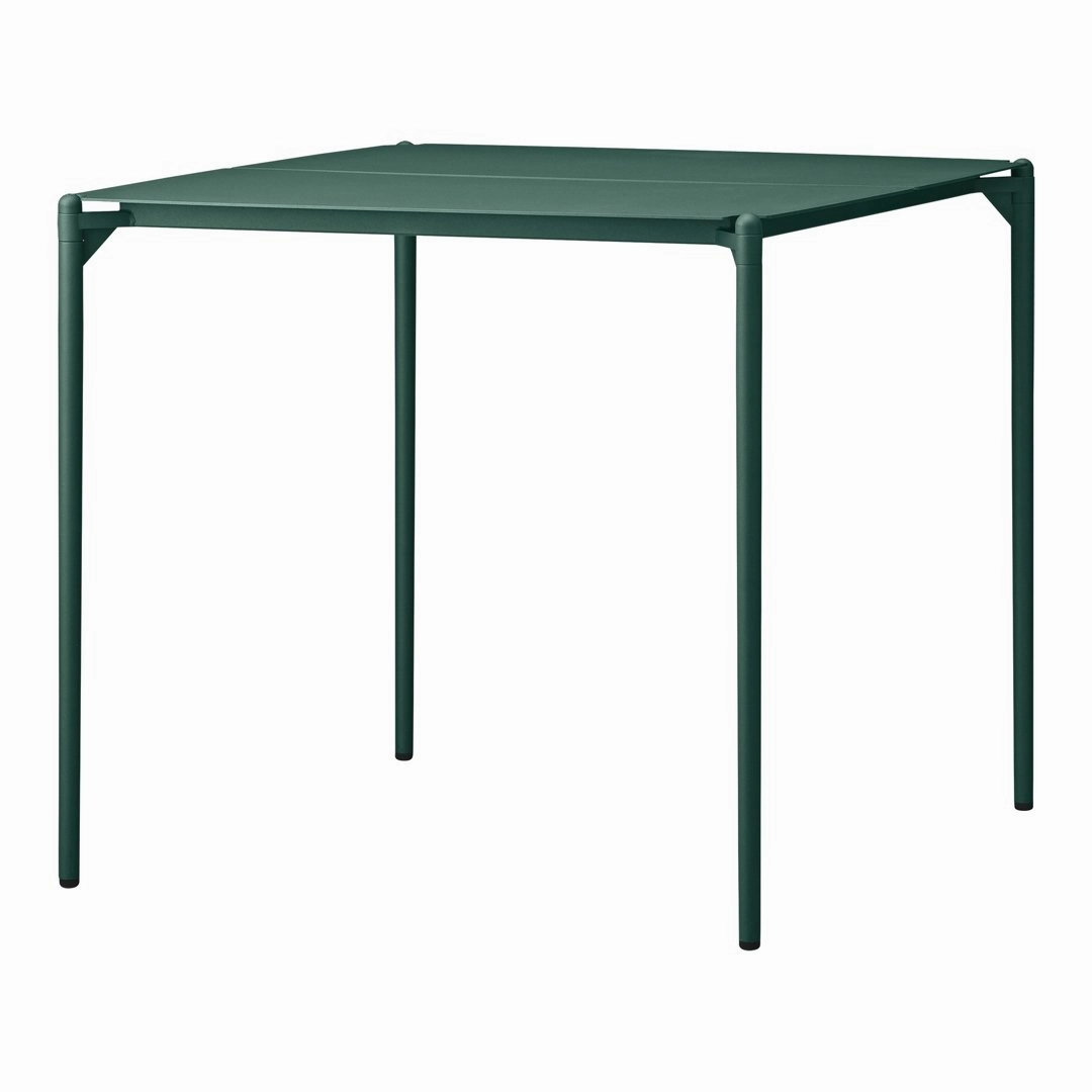 Novo Outdoor Table