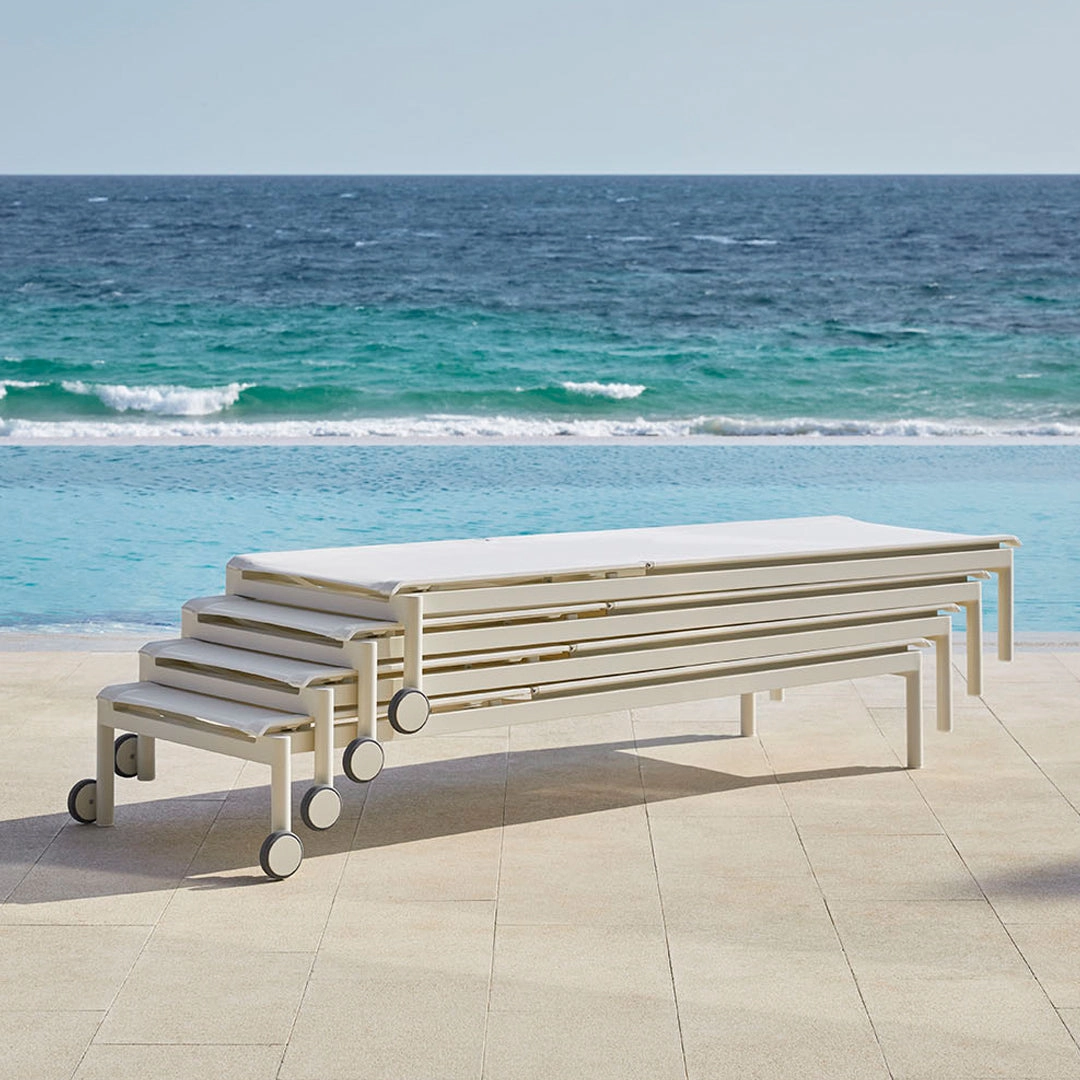 Origin Sunlounger