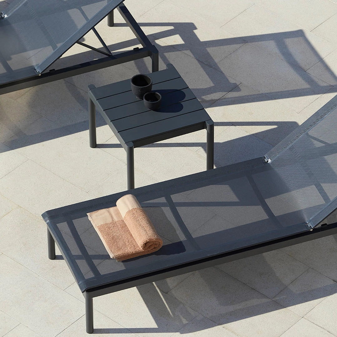 Origin Sunlounger