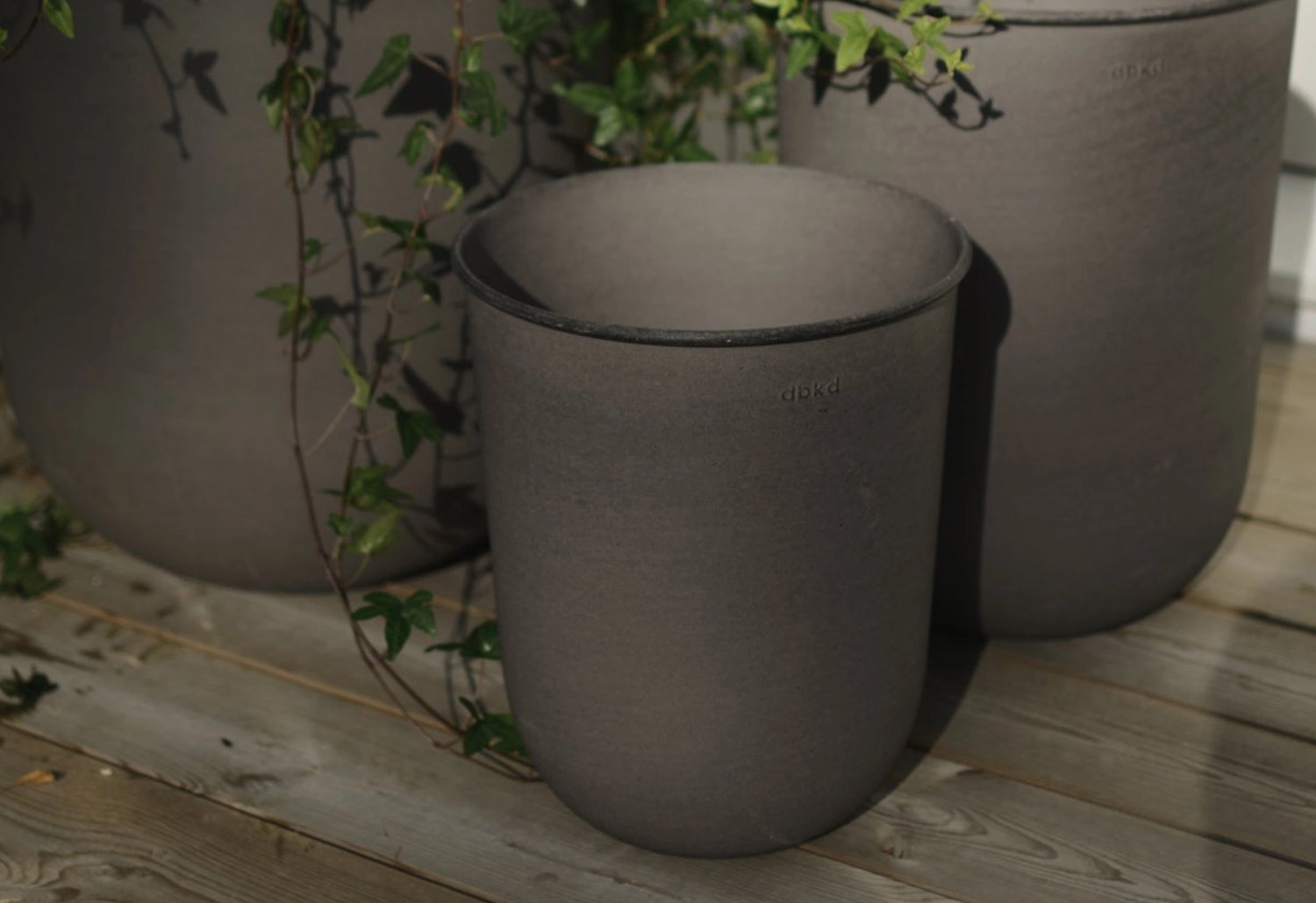 Out Plain Planter