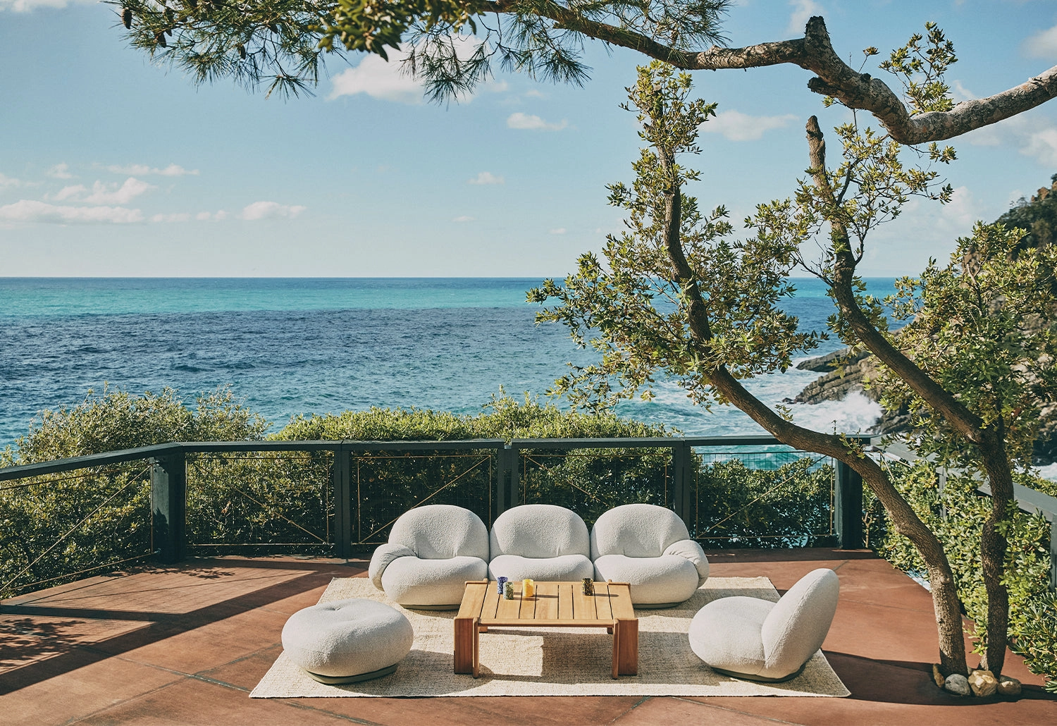 Pacha Outdoor Ottoman