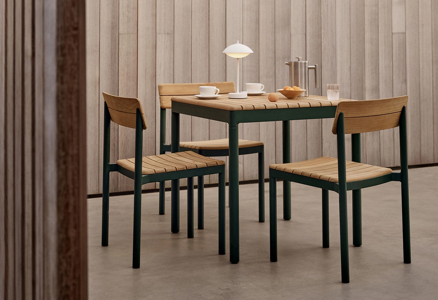 Pelagus Table | Square